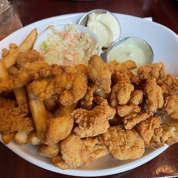 The Proper Pig - Popcorn Chicken - meh, biscuit yum, coleslaw tiny but yum, fries AMAZING - Beer Bar Near Me - Waterville, Maine The Proper Pig - Popcorn Chicken - meh, biscuit yum, coleslaw tiny but yum, fries AMAZING - Beer Bar Near Me - Waterville, Maine
