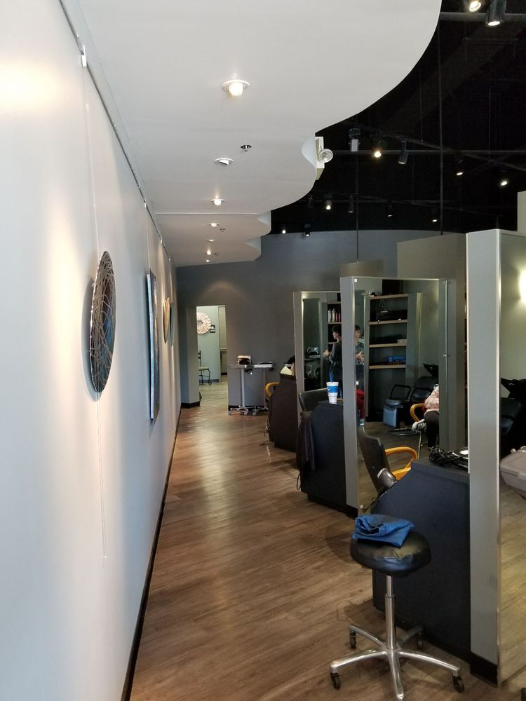 LEON’S STYLE SALON 17 Photos Hair Salons 3935 Brian Jordan Pl