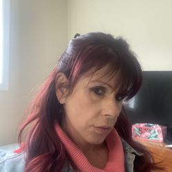 Karisma East Salon - Another picture of my color done by me