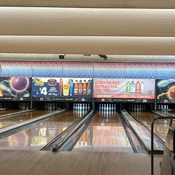 Aiea Bowl - Bowling Near Me - Aiea, Hawaii