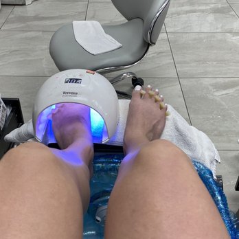 Polish Room 1 - Glendale - Gel pedicure - Waxing Near Me - Glendale, Arizona Polish Room 1 - Glendale - Gel pedicure - Waxing Near Me - Glendale, Arizona