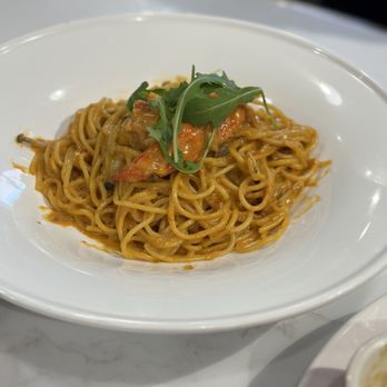 LC Cafe - Lobster spaghetti with rose sauce - Hong Kong Style Cafe Near Me - Toronto, Ontario LC Cafe - Lobster spaghetti with rose sauce - Hong Kong Style Cafe Near Me - Toronto, Ontario