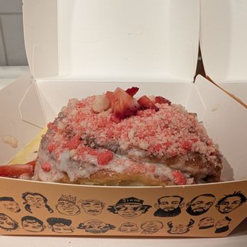 All About The Cinnamon - The Missy - Desserts Near Me - Sherman Oaks, California All About The Cinnamon - The Missy - Desserts Near Me - Sherman Oaks, California