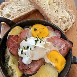 Federal Café - Oven baked eggs with bacon