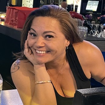 Sunset Tavern - Lala the Hawaiian Dancing Queen - Sports Bars Near Me - Henderson, Nevada