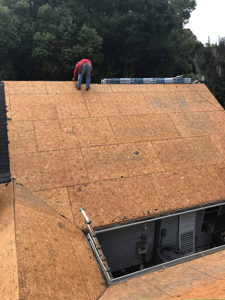 Slide of D-B Roofing Inc