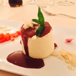 Il Poeta Vesuviano - Semifreddo alle mandorle