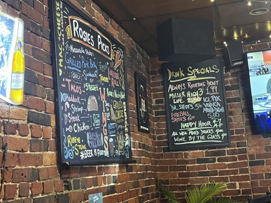 Rosie's Restaurant & Pub by null
