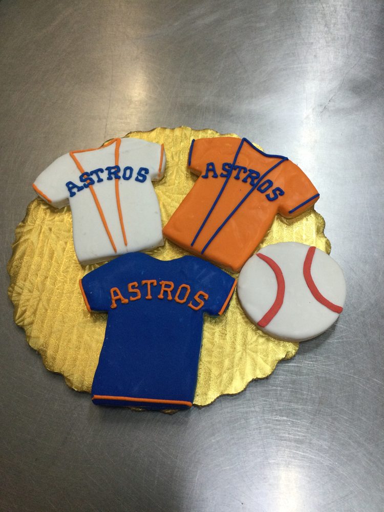 YOLANDA’S SPECIALTY CAKES Updated October 2024 57 Photos & 50