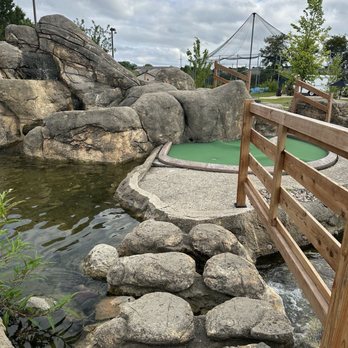 Holey Mackerel - Mini Golf Near Me - Greenfield, Wisconsin