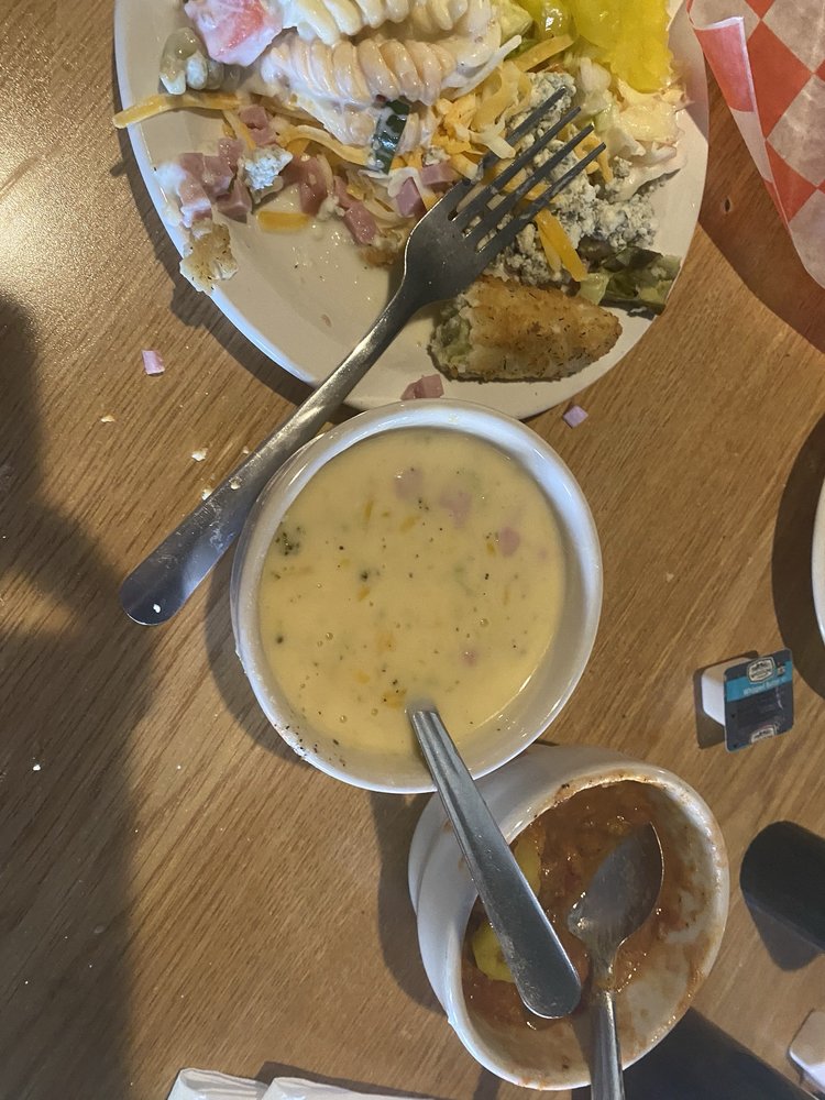 WRIGLEY FIELD BAR & GRILL Updated October 2024 23 Photos & 50