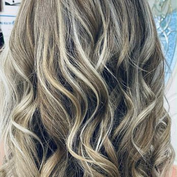 Waves Hair Salon - A nice soft blend to make a dimensional color - Hair Salons Near Me - Melbourne, Florida Waves Hair Salon - A nice soft blend to make a dimensional color - Hair Salons Near Me - Melbourne, Florida