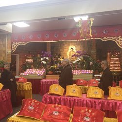 Nevada Buddhist Association - Prayer for world peace and prosperity during Chinese Lunar Mew Year prayer session.