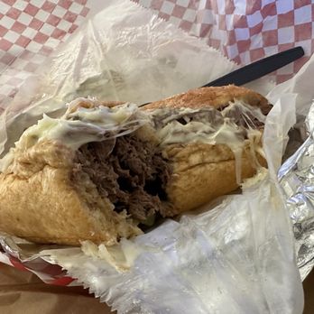 Pasta la Vista Baby - Beef sandwich - Food Trucks Near Me Pasta la Vista Baby - Beef sandwich - Food Trucks Near Me