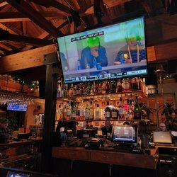 Black Mountain Grill - Bar area