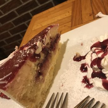 Carlo's Restaurant - Italian Near Me - Yonkers, New York