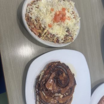 Jimmy's Egg - Carnitas Queso Skillet and cinnamon roll pancakes - American Near Me - Oklahoma City, Oklahoma Jimmy's Egg - Carnitas Queso Skillet and cinnamon roll pancakes - American Near Me - Oklahoma City, Oklahoma