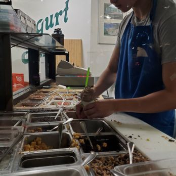 Yogurt Park - Making our Yogurt Park creation - DeLISH!! - Ice Cream & Frozen Yogurt Near Me - Berkeley, California