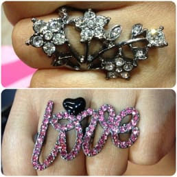 OMG! These rings are cute. I'll have to go back and buy it! OMG! These rings are cute. I'll have to go back and buy it!