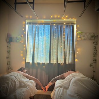 Eccentric Thai Massage - Massage Near Me - Ewa Beach, Hawaii Eccentric Thai Massage - Massage Near Me - Ewa Beach, Hawaii
