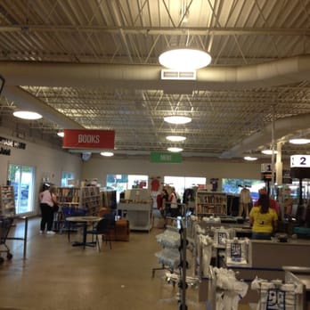 Goodwill Store & Donation Center - Community Service/Non-Profit Near Me - Arlington Heights, Illinois Goodwill Store & Donation Center - Community Service/Non-Profit Near Me - Arlington Heights, Illinois