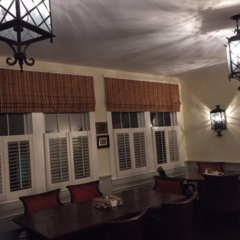 The Smithfield Inn Restaurant & Tavern - The main dining room - Bed & Breakfast Near Me - Smithfield, Virginia The Smithfield Inn Restaurant & Tavern - The main dining room - Bed & Breakfast Near Me - Smithfield, Virginia