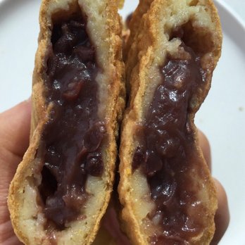 HK Chicken - Lots of red bean filling! - Chicken Wings Near Me - Los Angeles, California HK Chicken - Lots of red bean filling! - Chicken Wings Near Me - Los Angeles, California