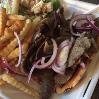 Gyros Corner - Greek Near Me - Milwaukee, Wisconsin