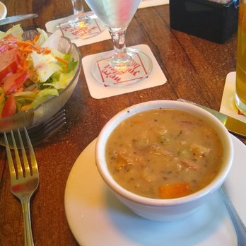 Cafe Alfresco - Ham and white beans soup - New American Near Me - Dunedin, Florida