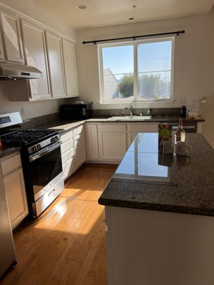 Kitchen Cleaning - SF Bay Area 2023 - Our cleaning team is comprised of trained and trustworthy professionals. We rigorously select and train our staff to ensure we only employ the best. You can trust our employees to treat your property with respect and care. Kitchen Cleaning - SF Bay Area 2023 - Our cleaning team is comprised of trained and trustworthy professionals. We rigorously select and train our staff to ensure we only employ the best. You can trust our employees to treat your property with respect and care.