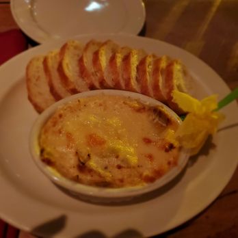 Old Ebbitt Grill - Artichoke dip - Bars Near Me - Washington, DC, District of Columbia Old Ebbitt Grill - Artichoke dip - Bars Near Me - Washington, DC, District of Columbia