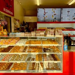 Love's Donuts - Full on view of pastry case