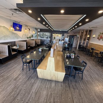 Pho Minh Havana - Spacious restaurant - Vietnamese Near Me - Aurora, Colorado