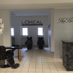Der Salon von innen