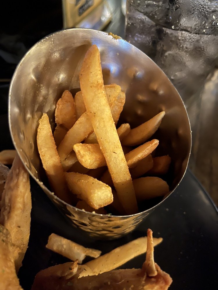 BREW CITY KITCHEN AND COCKTAILS 15 Photos & 14 Reviews 3427 E