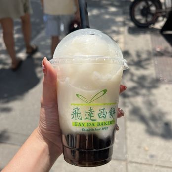 Fay Da Bakery - Lychee slushee with boba - Bakeries Near Me - New York, New York