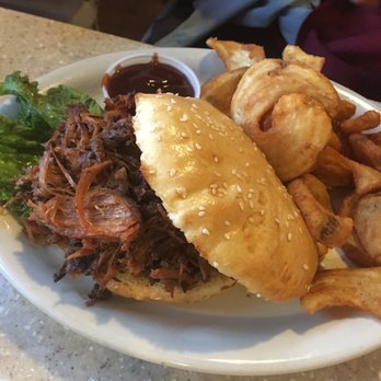 Silverwood Theme Park - Pulled pork sandwich from lindys - Amusement Parks Near Me - Athol, Idaho Silverwood Theme Park - Pulled pork sandwich from lindys - Amusement Parks Near Me - Athol, Idaho
