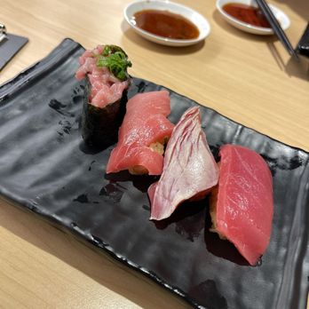 Waka Sakura - Tuna lovers - Conveyor Belt Sushi Near Me - Gardena, California