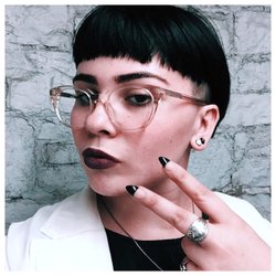 Haircut by Seven Tracey
