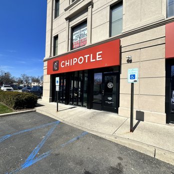 Chipotle Mexican Grill - Outside - Mexican Near Me - Paramus, New Jersey