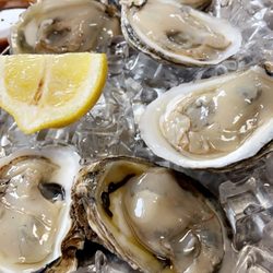 Puerto Nuevo - Oysters