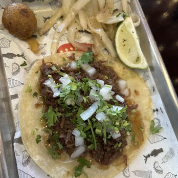 Donde Los Tacos - Barbacoa taco - Mexican Near Me - Dallas, Texas Donde Los Tacos - Barbacoa taco - Mexican Near Me - Dallas, Texas