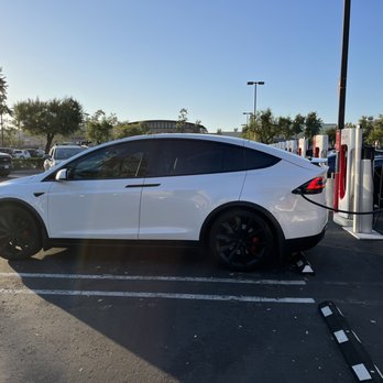 Evolving Motors - Tesla Model X P100D - Used Car Dealers Near Me - Orange, California