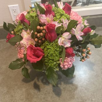 Flowers by Coley Las Vegas - "Pretty Please" flower arrangement. - Florists Near Me - Las Vegas, Nevada Flowers by Coley Las Vegas - "Pretty Please" flower arrangement. - Florists Near Me - Las Vegas, Nevada