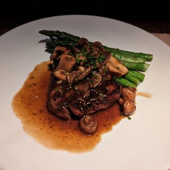 Cactus Club Cafe - Steak with mushrooms - Canadian (New) Near Me - Vancouver, British Columbia Cactus Club Cafe - Steak with mushrooms - Canadian (New) Near Me - Vancouver, British Columbia