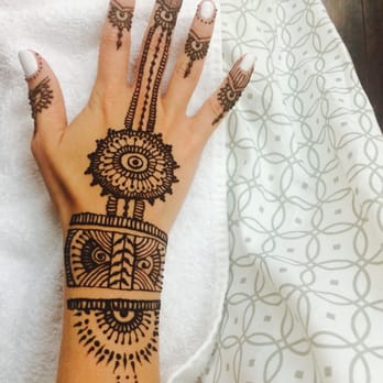 Preema Eyebrow Threading - Henna design - Waxing Near Me - El Monte, California Preema Eyebrow Threading - Henna design - Waxing Near Me - El Monte, California