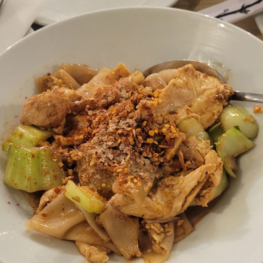 Daek Thai  - Pad Se Eew with Chicken - Thai Near Me - Miami, Florida