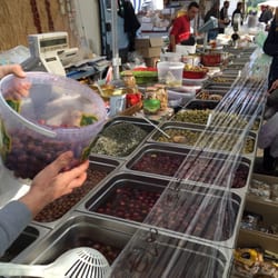 Mercato Bisettimanale - Olive e capperi