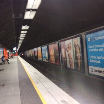 Kings Cross Station - Platform - Train Stations Near Me - Potts Point, NSW