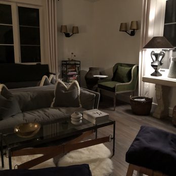 The Villa at Saugerties - Cute and cozy living room! - Bed & Breakfast Near Me - Saugerties, New York The Villa at Saugerties - Cute and cozy living room! - Bed & Breakfast Near Me - Saugerties, New York